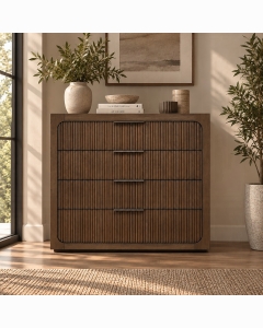 Leanna Chest