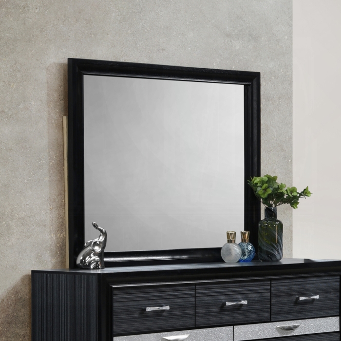 Naima Mirror